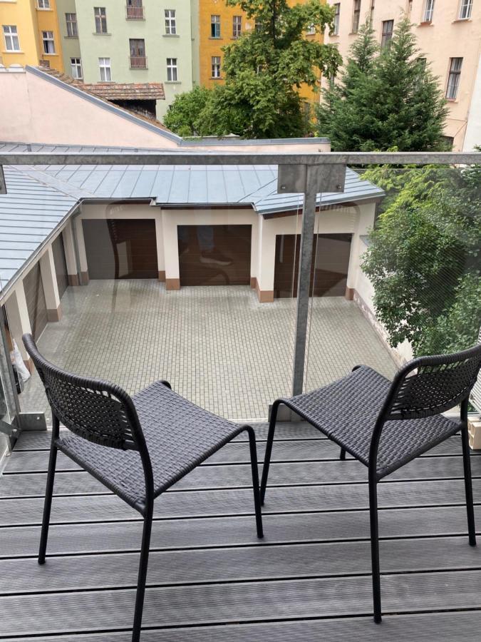 פראג Designed Apartment Next To Vaclav Square With Terrace And Private Garage מראה חיצוני תמונה